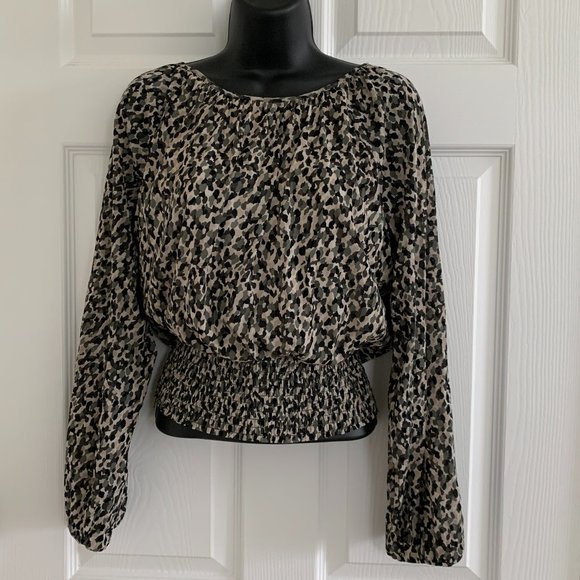 White House Black Market Women´s Dolman Top Blouse, Size XS - Picture 3 of 12